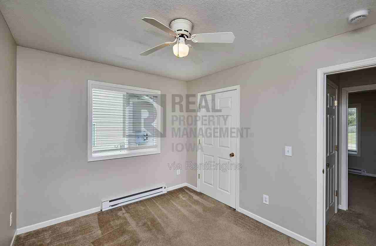 2017 Vista View Dr #2017 - Photo 7 of 27