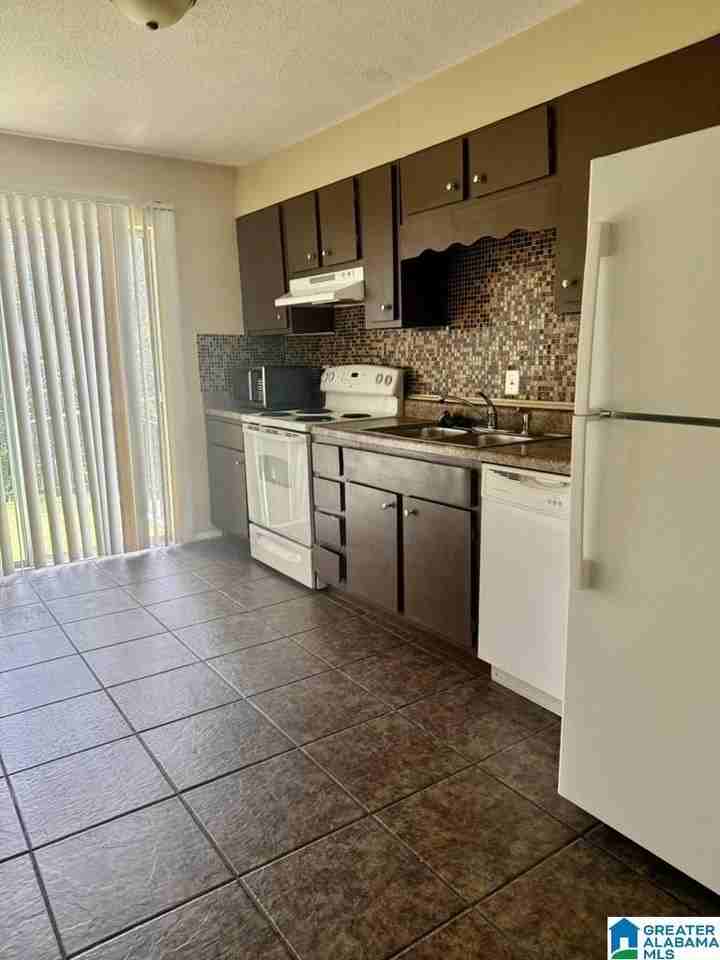 832 Beacon Pkwy E #D - Photo 7 of 16