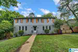 featured image of 1053 Ivy Creek Trl