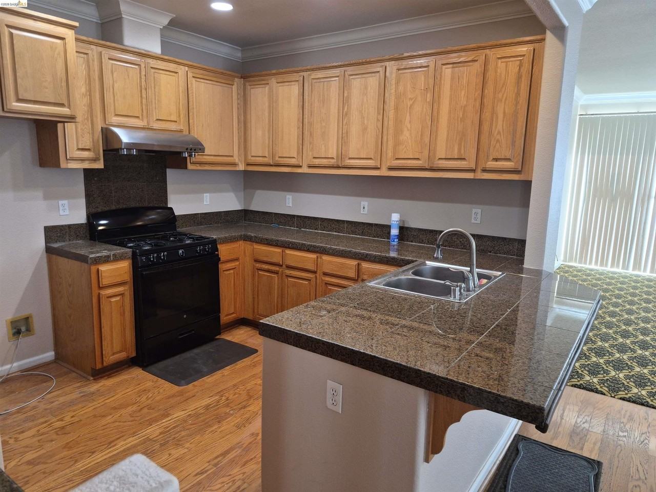 4127 Cherry Point Ct - Photo 4 of 15