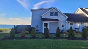 featured image of 4890 Lake Shore Rd
