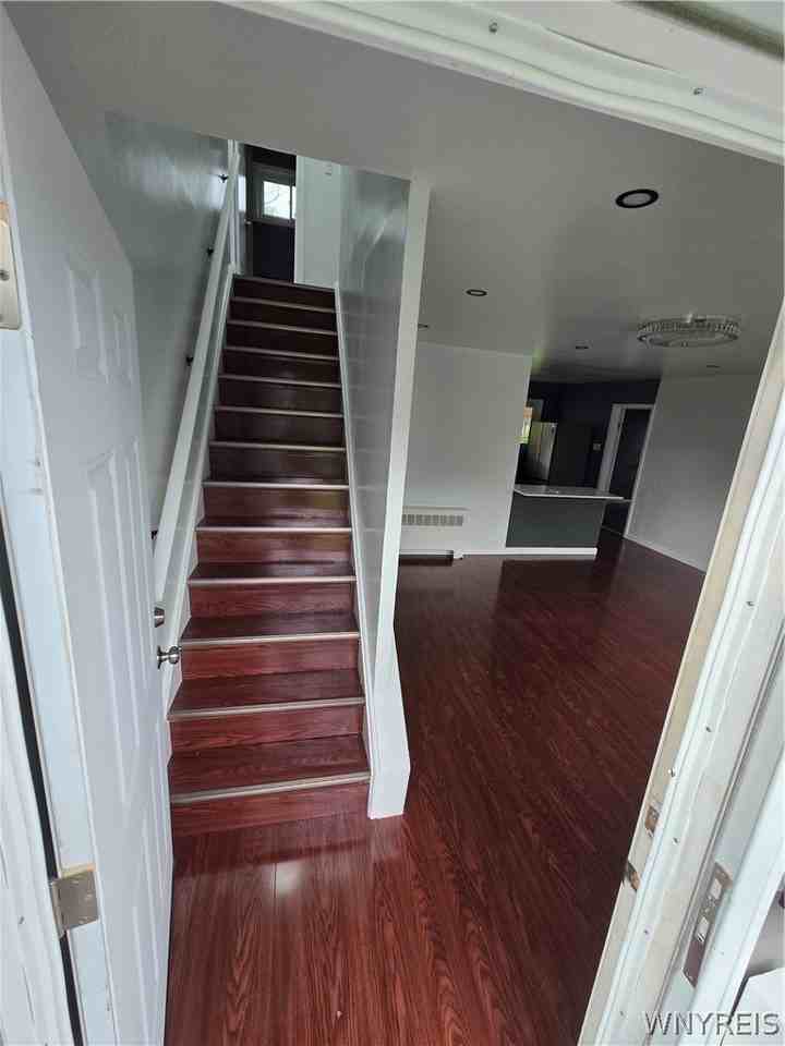 1889 Broadway - Photo 3 of 24