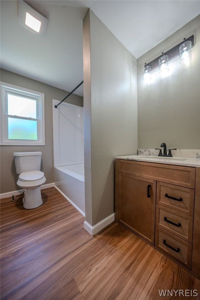 6910 Wellington Dr - Photo 6 of 7