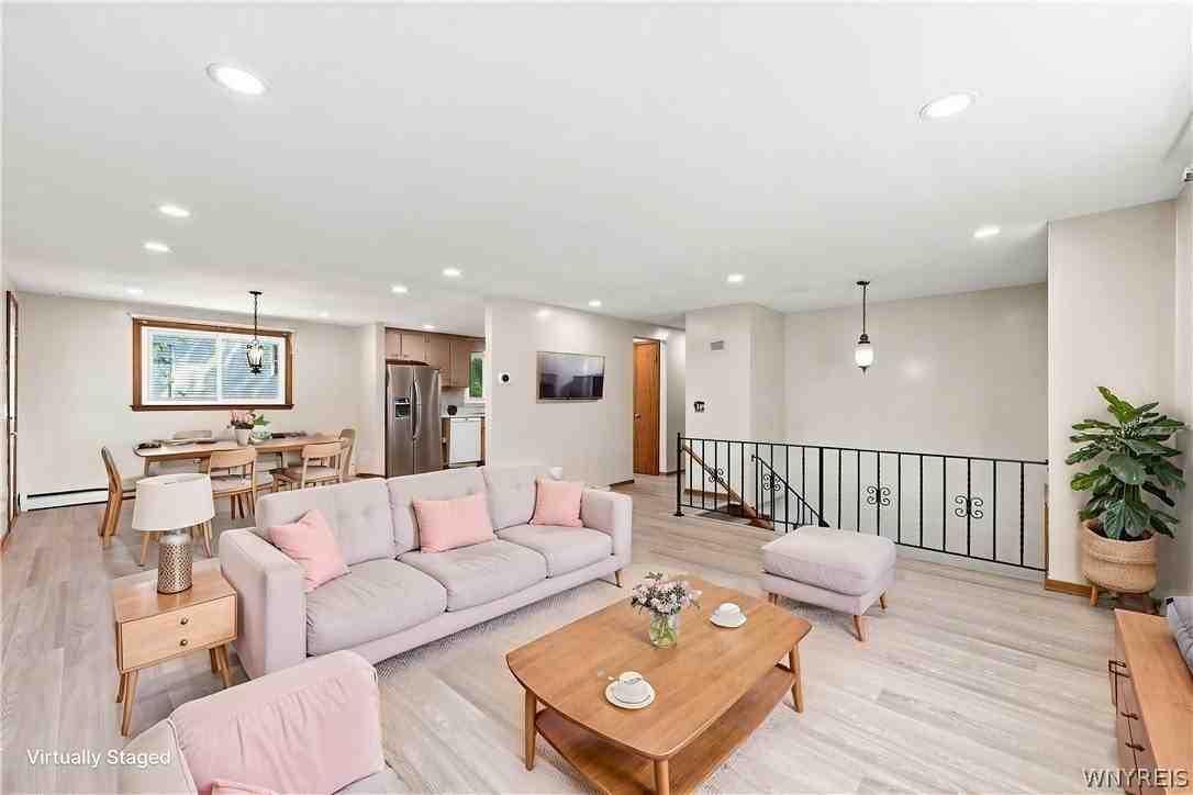 35 Tomcyn Dr - Photo 6 of 40
