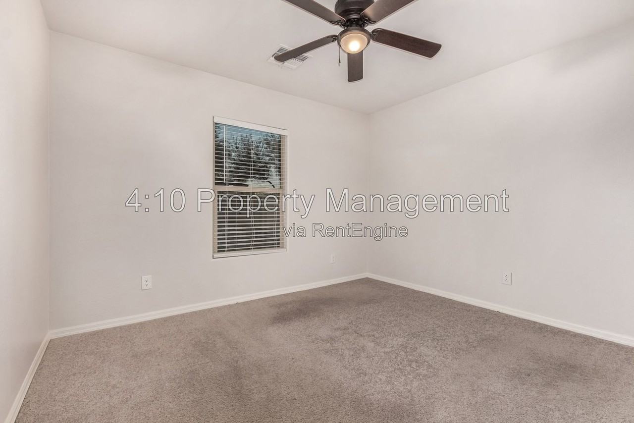 142 W Impala Pl - Photo 3 of 36