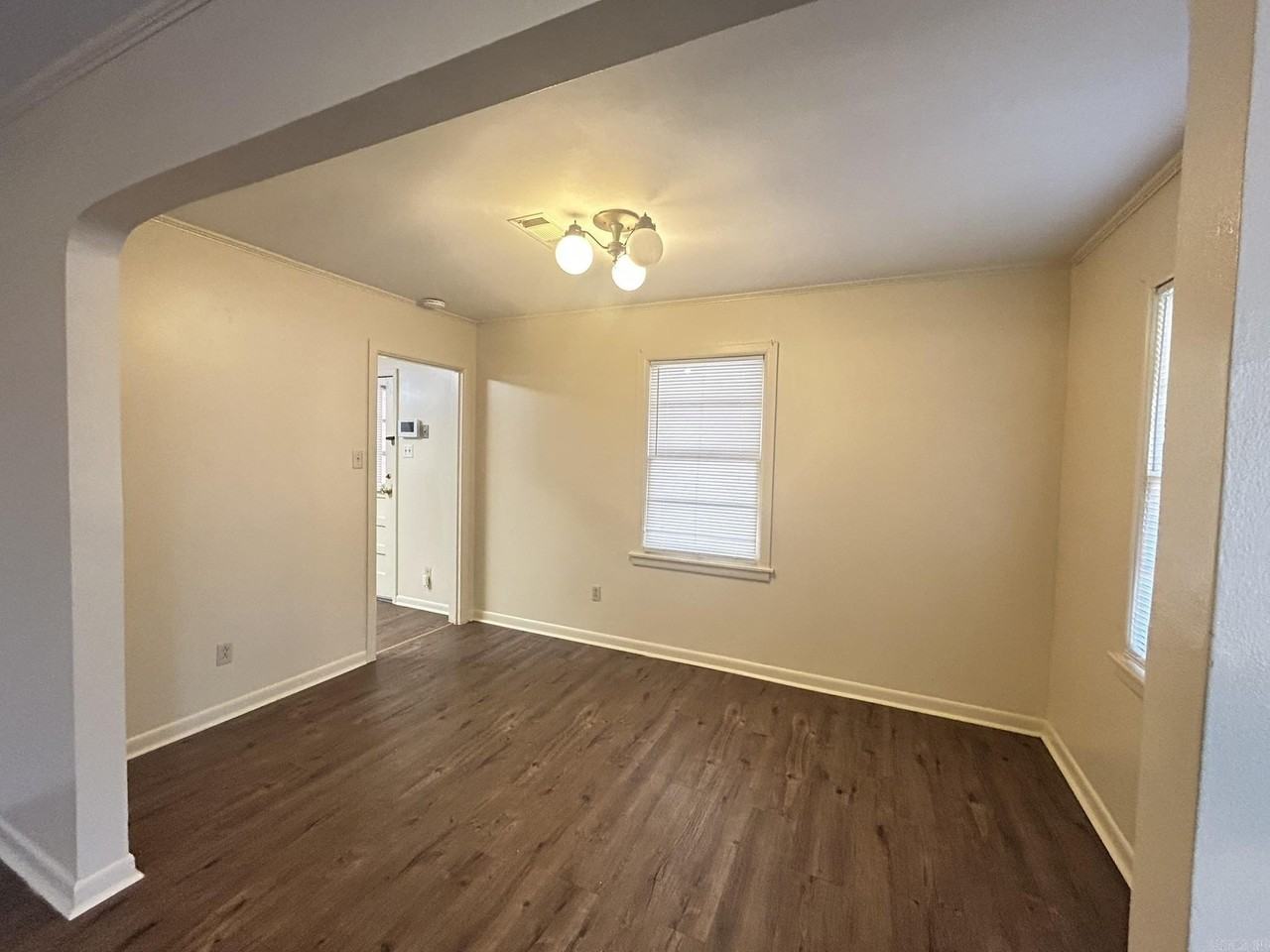 304 W 34th Ave - Photo 5 of 14