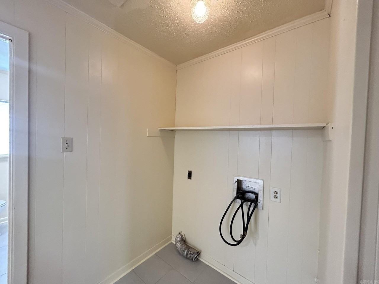 3012 S Holly St - Photo 7 of 10