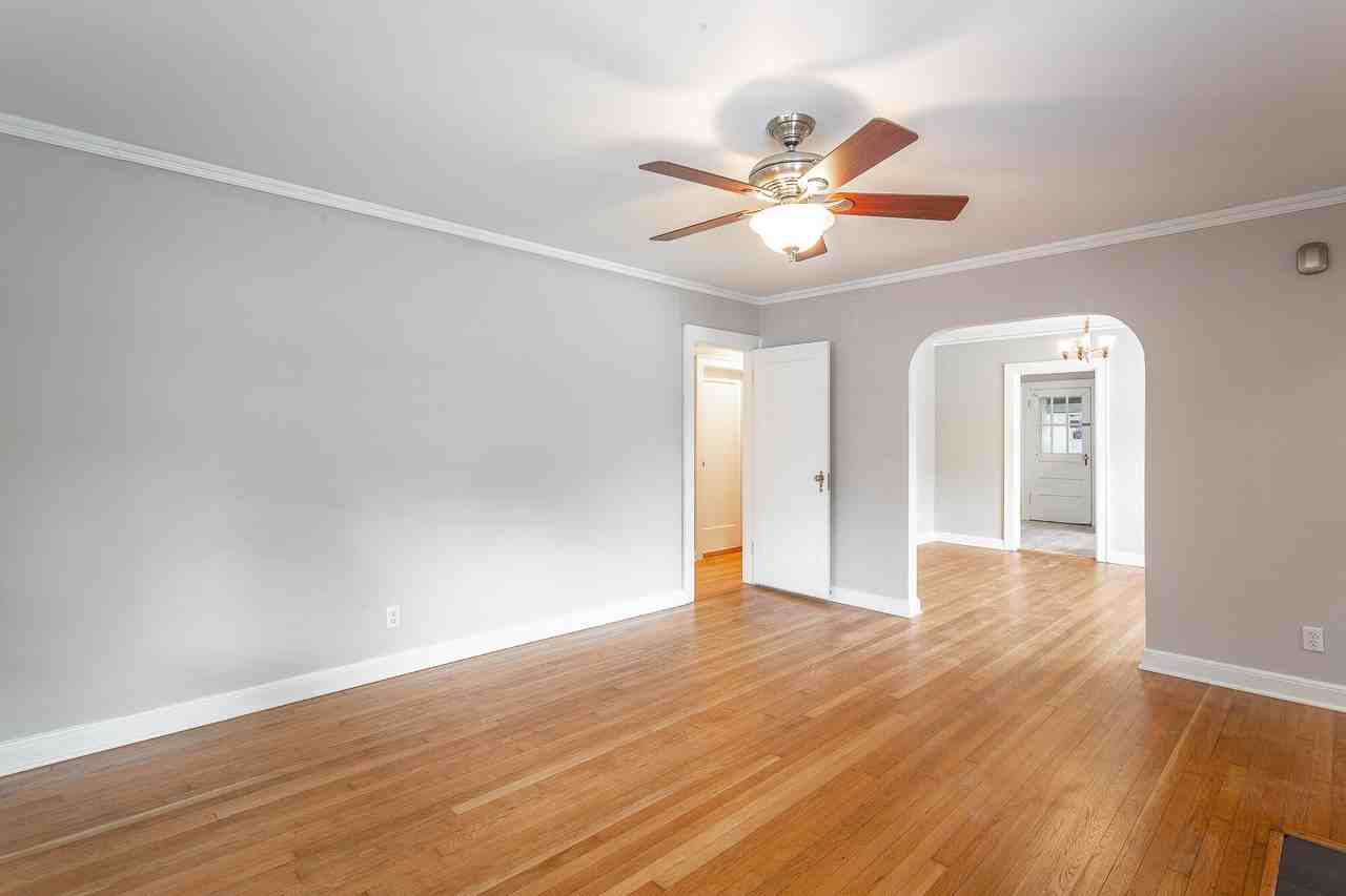 12 Orlando Dr - Photo 6 of 44