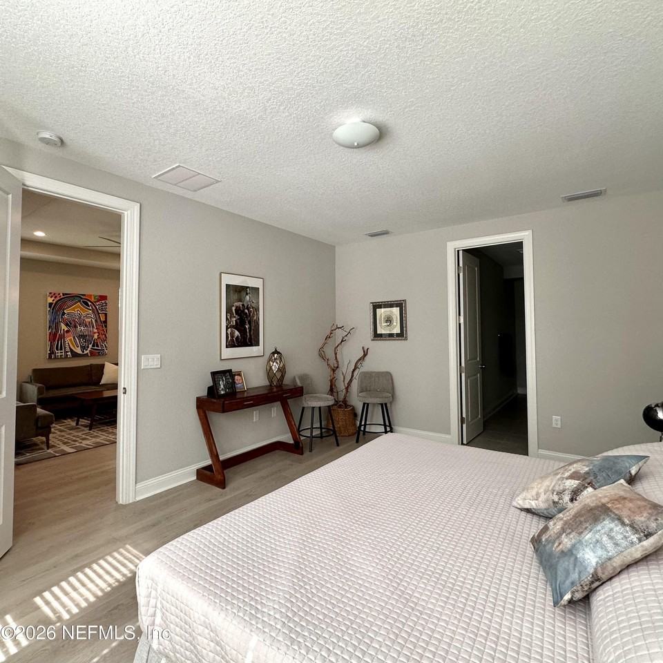 10089 Filament Blvd - Photo 5 of 20