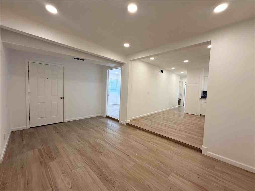 622 Van Cleve Dr - Photo 3 of 18