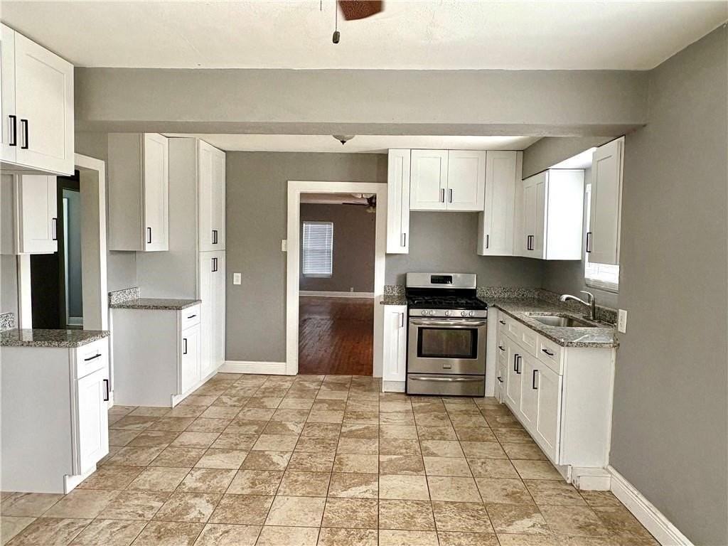 3562 Topeka St - Photo 4 of 10