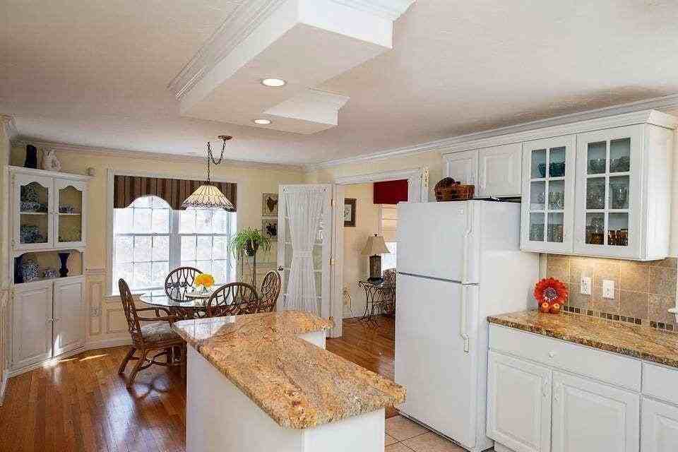 28 Quashnet Woods Dr - Photo 6 of 31