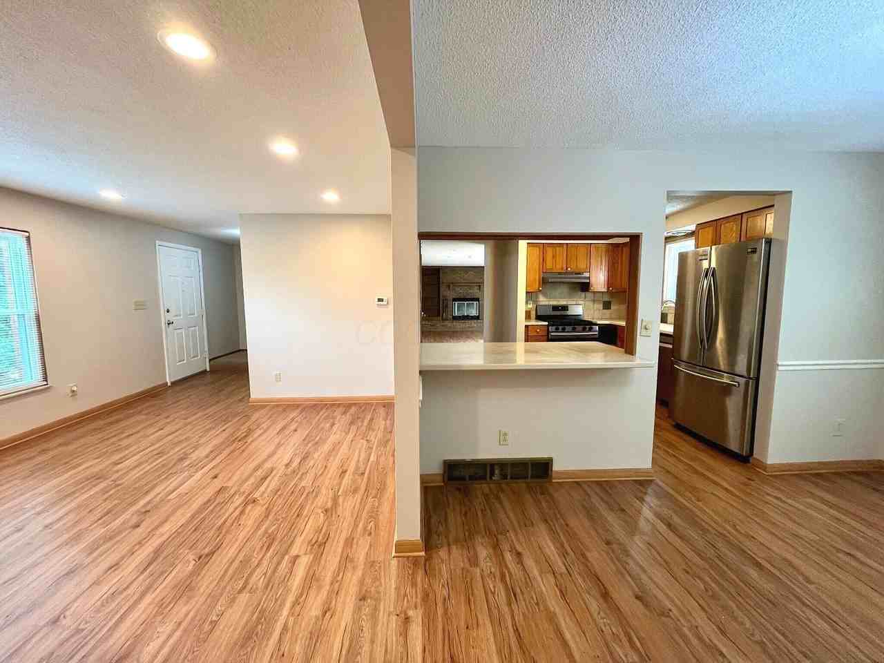 2775 Amana Ct - Photo 3 of 21