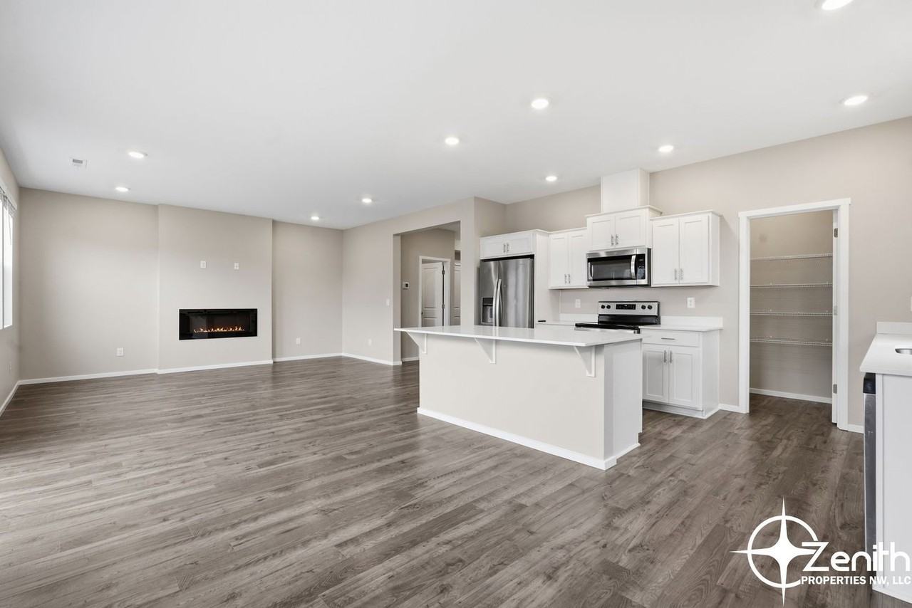 147 Cedar Springs Loop - Photo 4 of 43