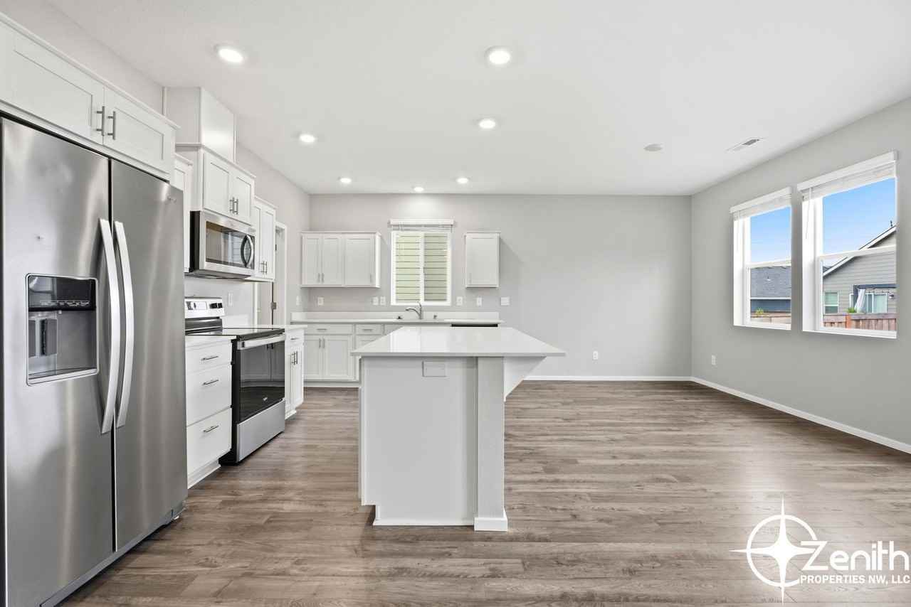 147 Cedar Springs Loop - Photo 5 of 43