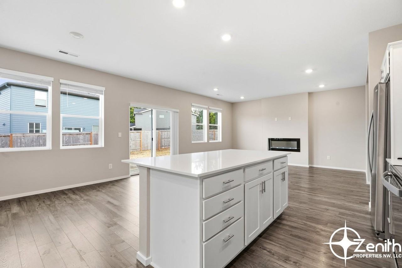 147 Cedar Springs Loop - Photo 7 of 43
