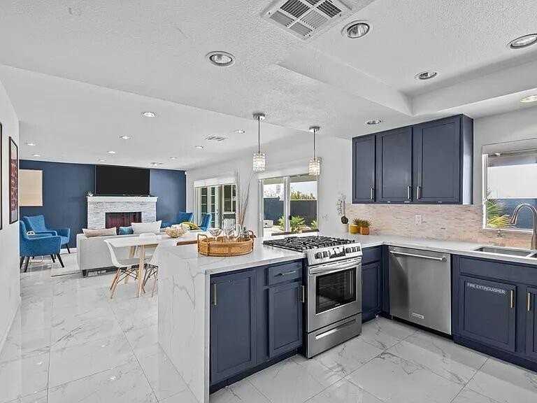 2190 N Whitewater Club Dr - Photo 7 of 27