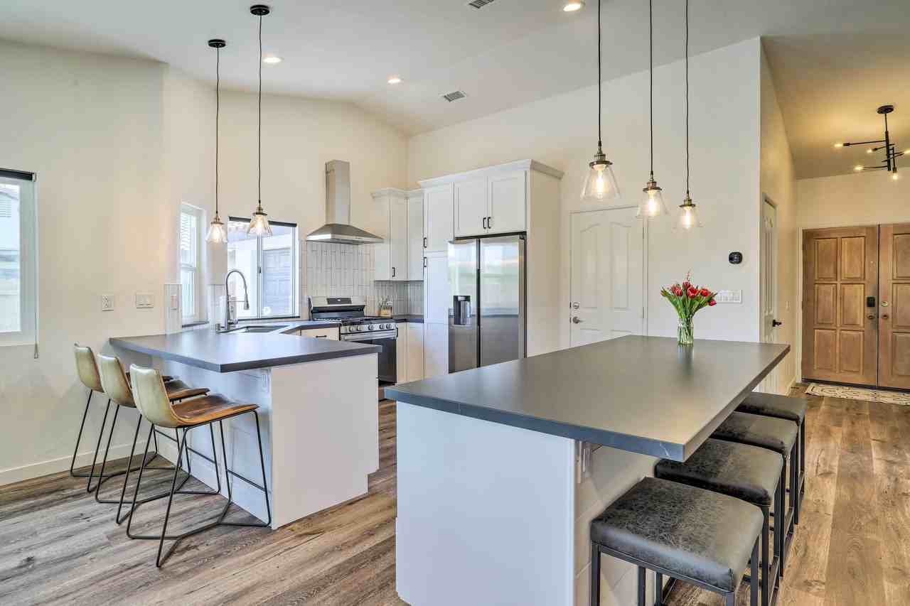 44065 Dalea Ct - Photo 6 of 41
