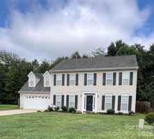 featured image of 2340 Wexford Way