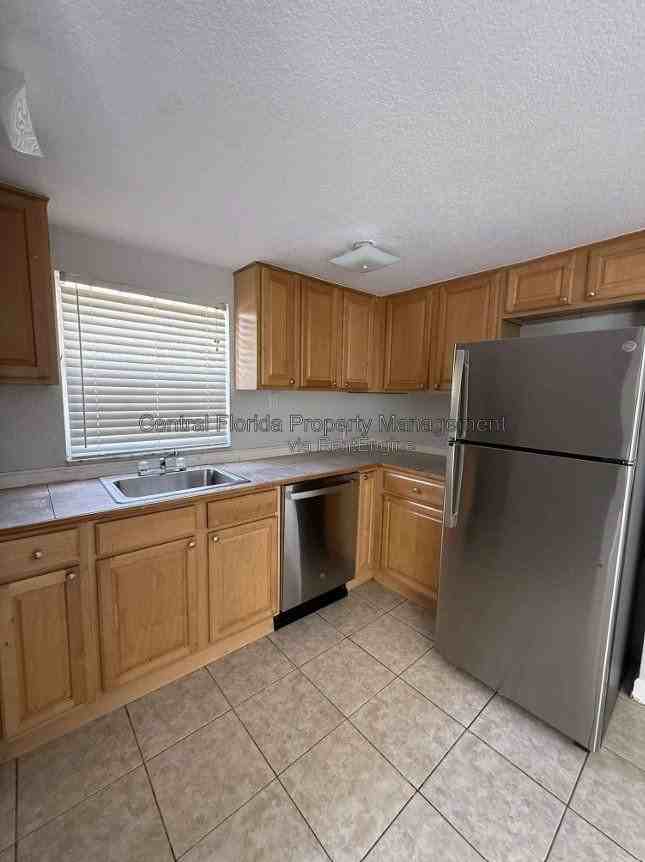 41 E Winter Park St #C - Photo 4 of 8