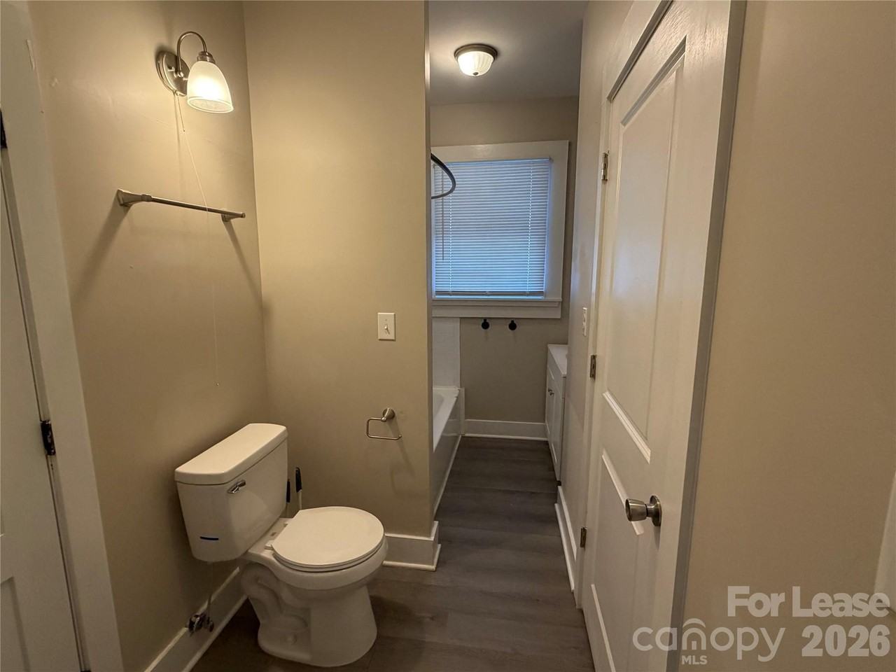326 E Main St #1 - Photo 5 of 10
