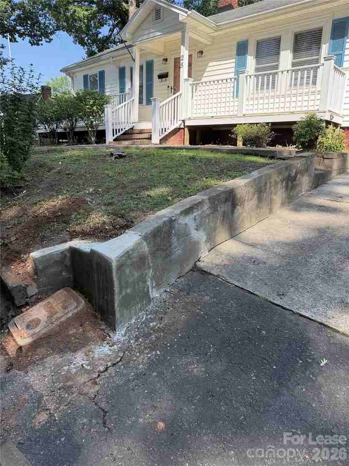 25 Todd Dr Ne - Photo 3 of 13