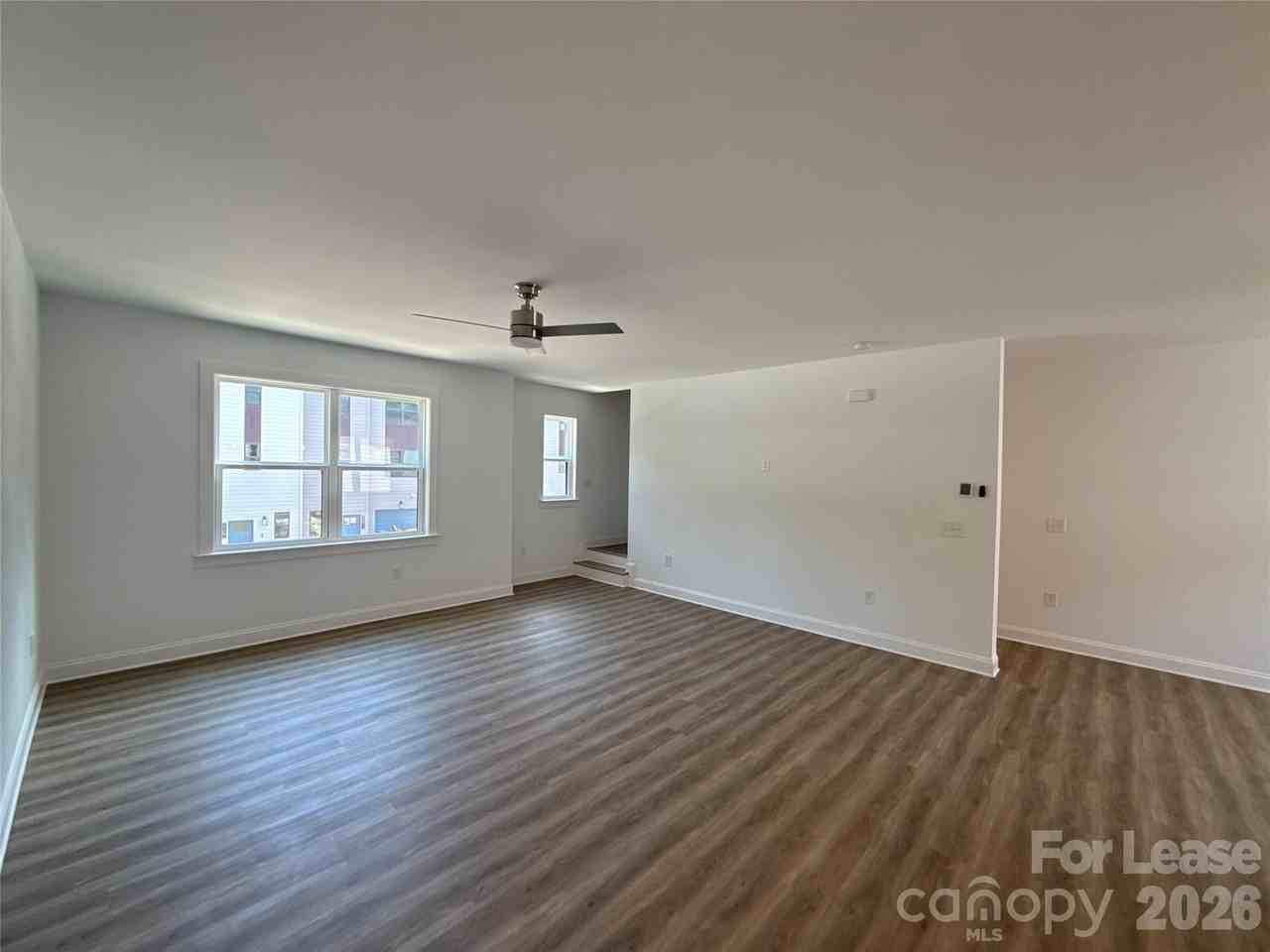 2106 Bombay Way - Photo 6 of 14