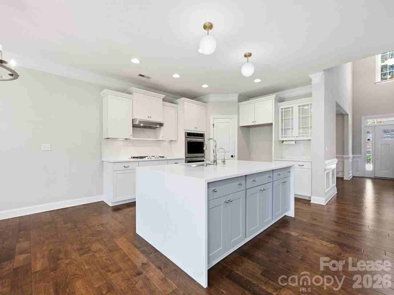 127 Tomahawk Dr - Photo 5 of 48