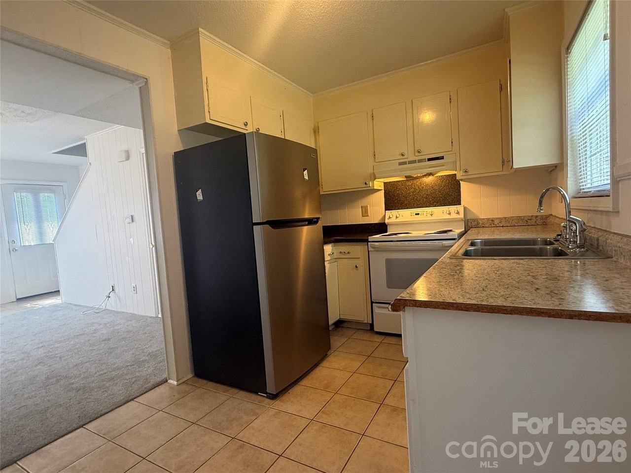 108 Durham Rd - Photo 6 of 18