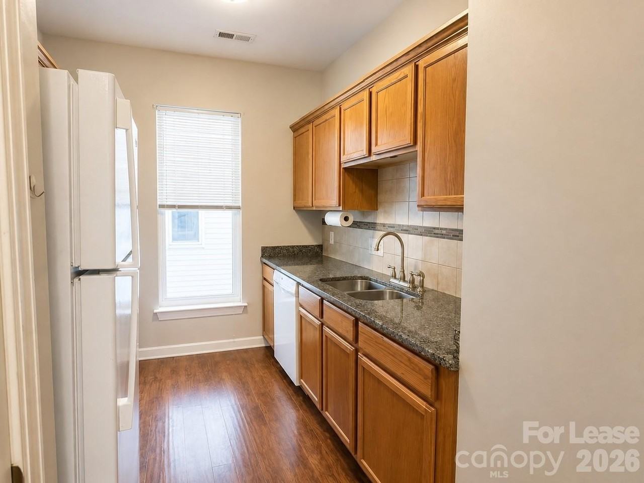 18710 Oakhurst Blvd #3A - Photo 5 of 28
