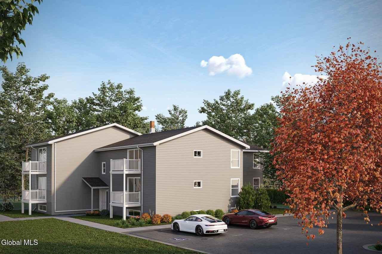 13 Bancker Ave - Photo 2 of 18