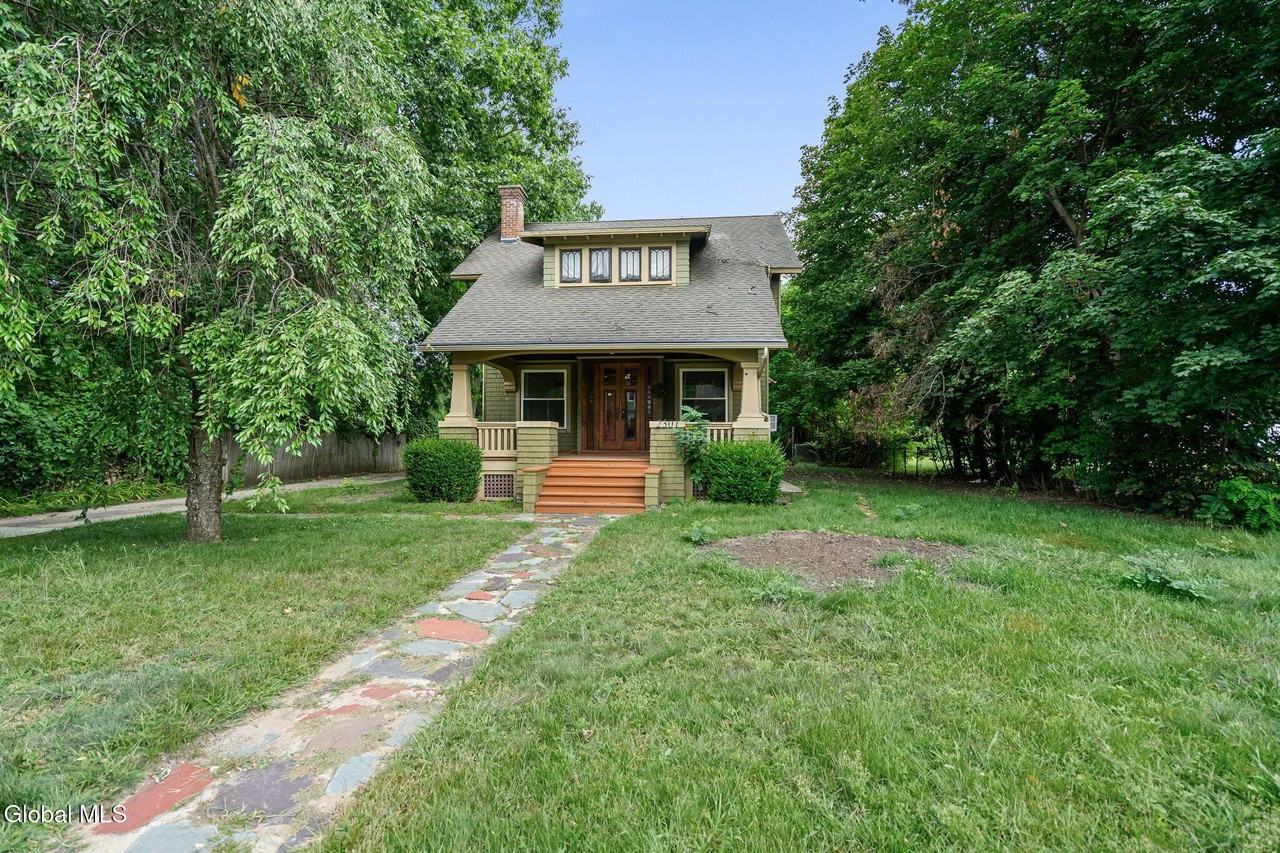 2301 Campbell Ave - Photo 2 of 45
