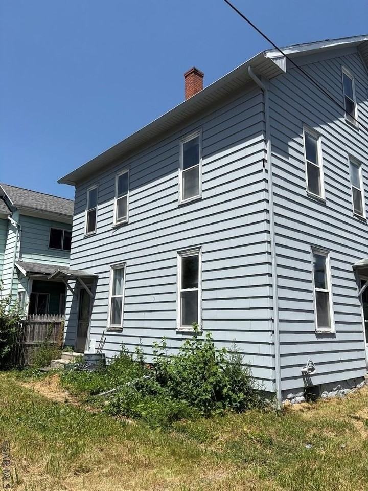 114 - 114 1/2 I St - Photo 3 of 16