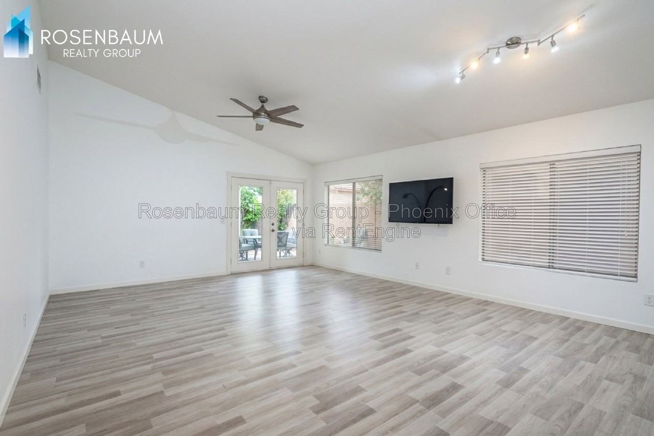 5034 E Holmes Ave - Photo 4 of 9