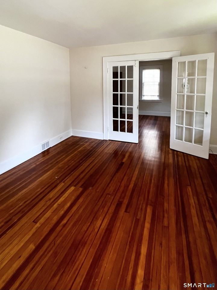 243 Henry Ave - Photo 6 of 9