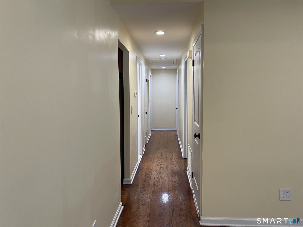 277 Drummond Rd - Photo 6 of 17