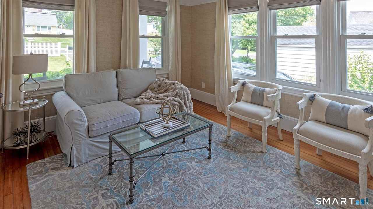 223 West Ave - Photo 7 of 37