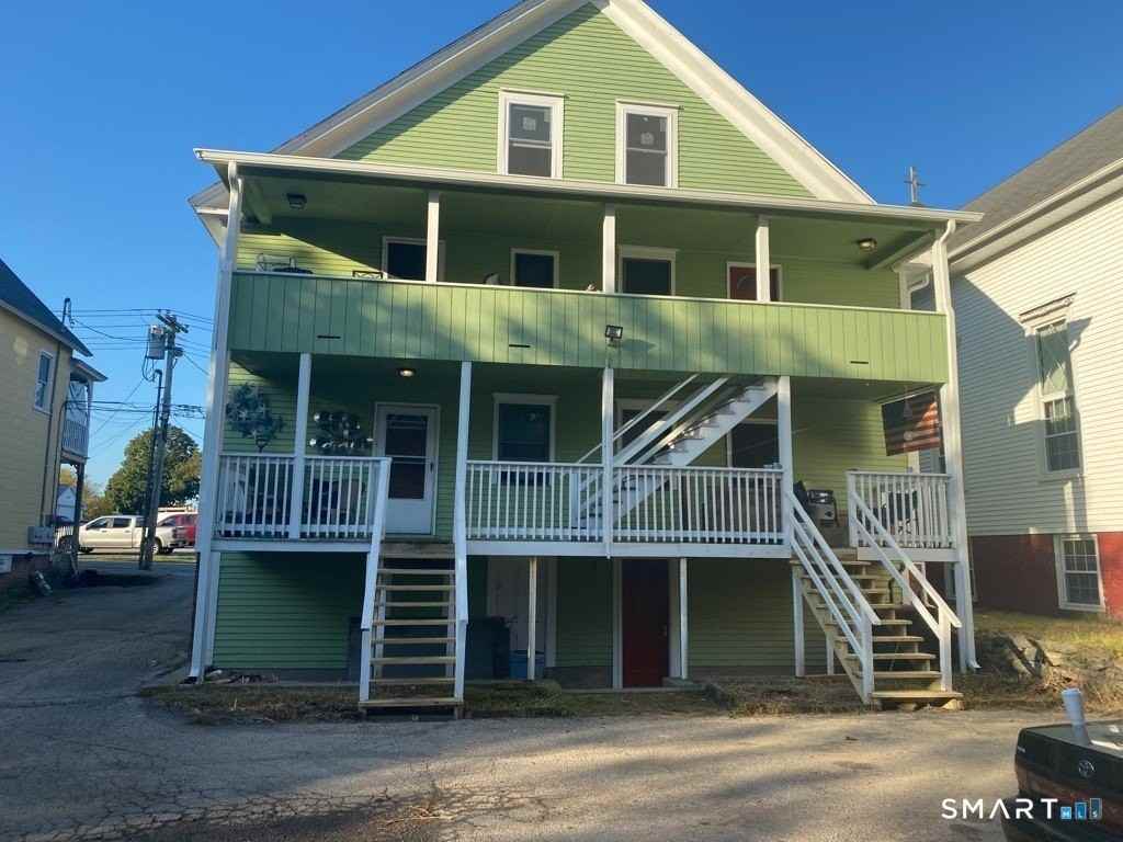 27 Soule St #D - Photo 2 of 9
