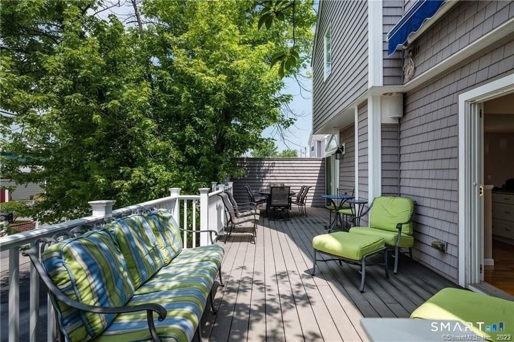 6 Leeway Dr - Photo 4 of 22