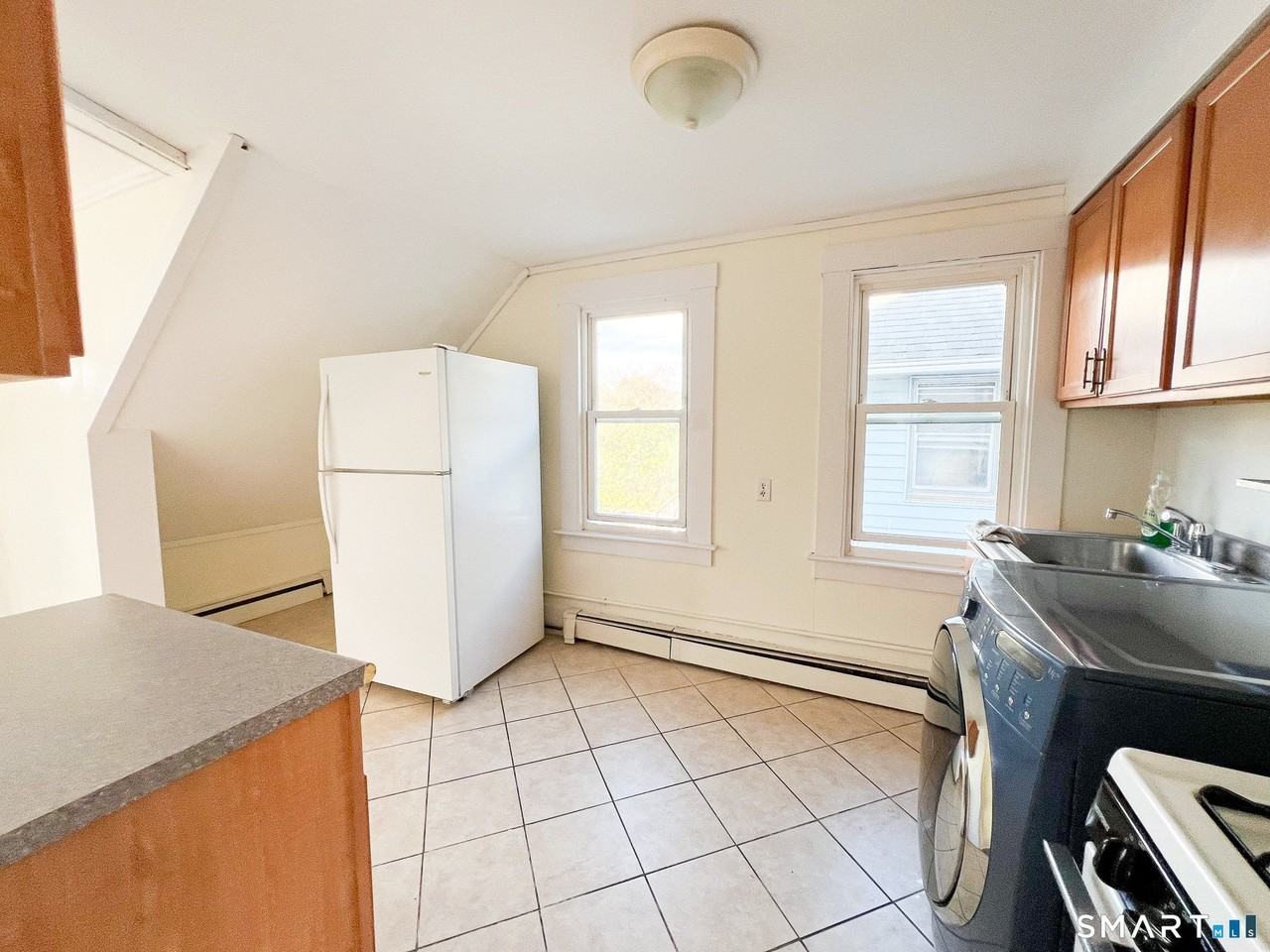91 Willow St ## 95 - Photo 4 of 18