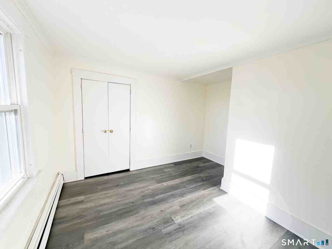 91 Willow St ## 95 - Photo 5 of 18