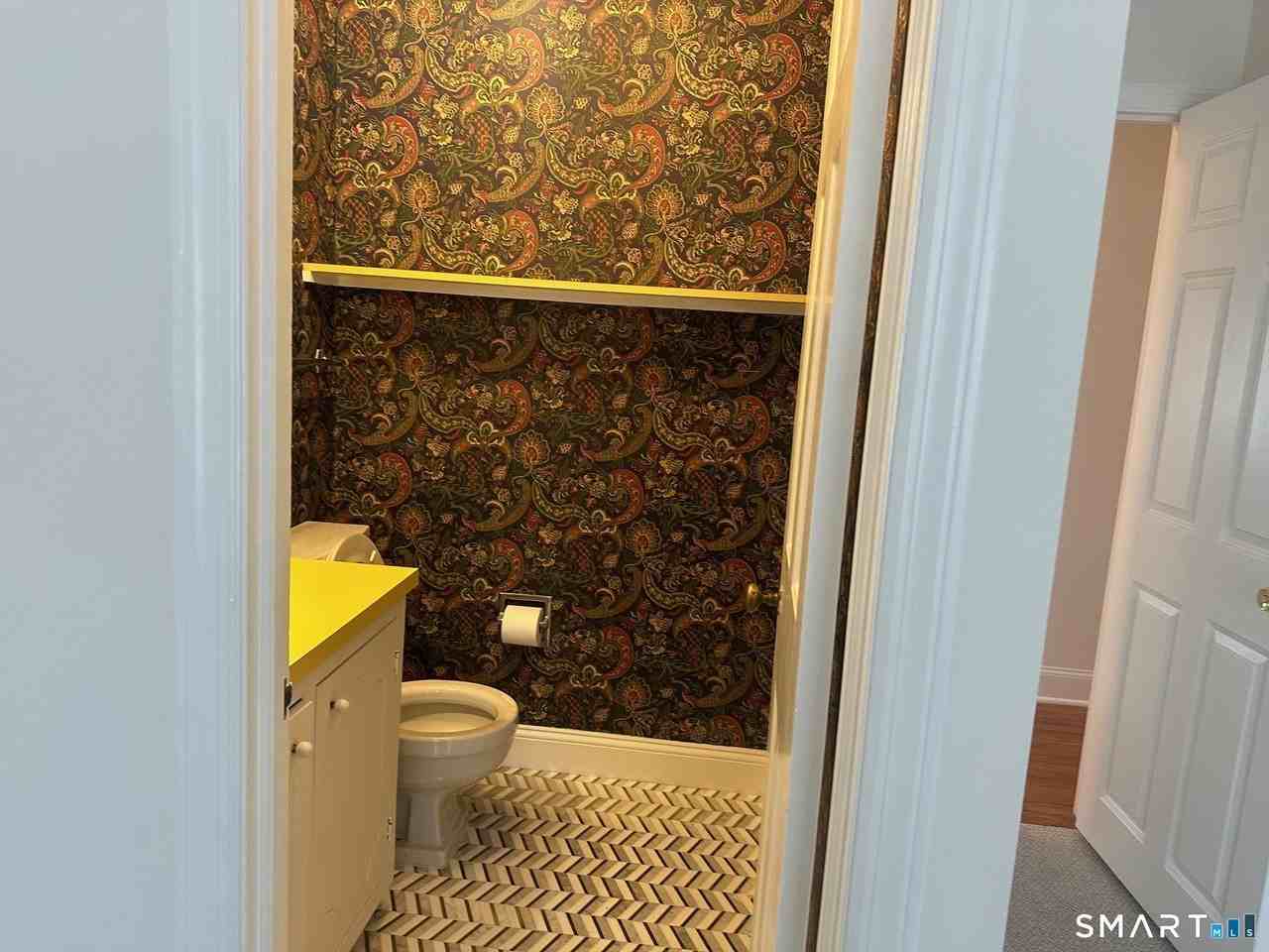 25 Sheldon Ln - Photo 6 of 12