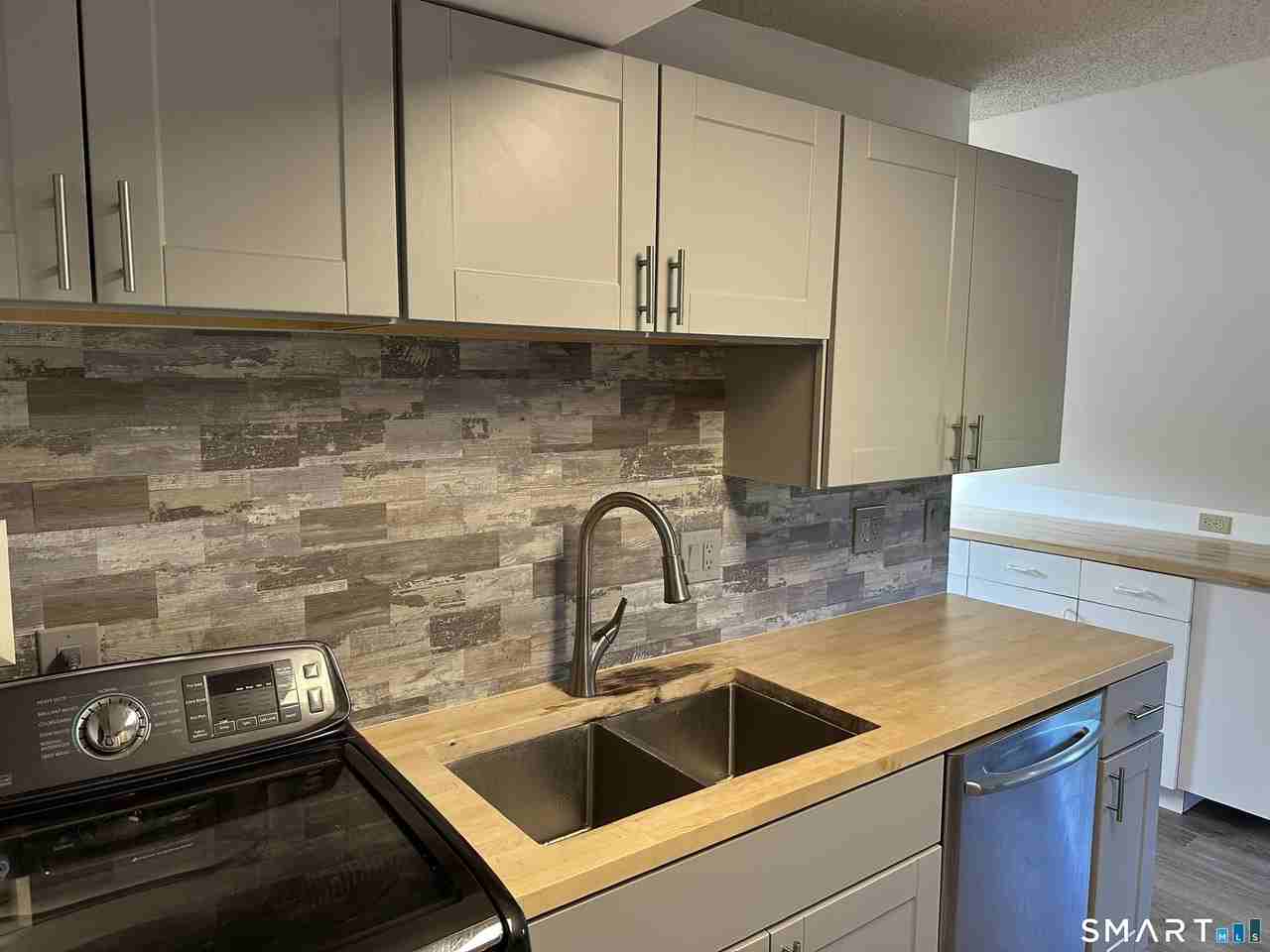 2 Clark St #3 - Photo 3 of 8