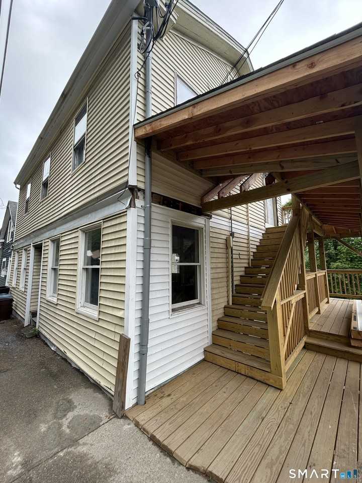27 N Main St #1