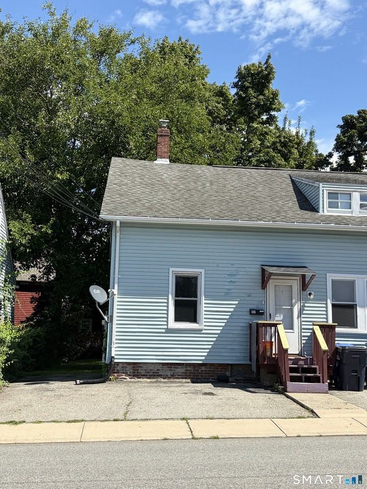 126 Ashland St - Photo 2 of 26