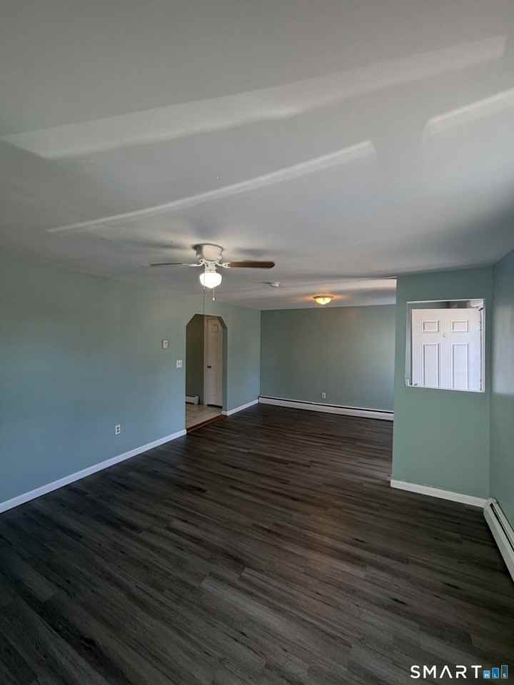 126 Ashland St - Photo 7 of 26