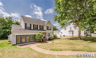 featured image of 811 Kiefer Field Ct