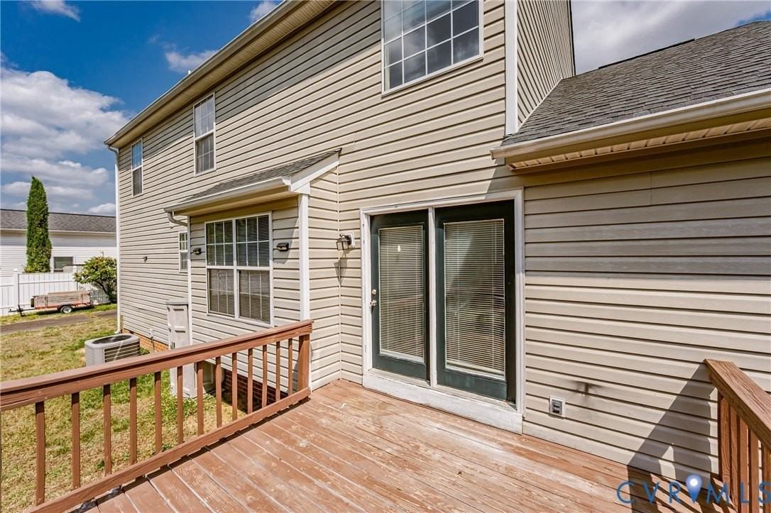 811 Kiefer Field Ct - Photo 7 of 50