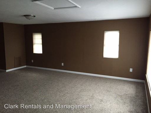 2123 E 67th St - Photo 3 of 7