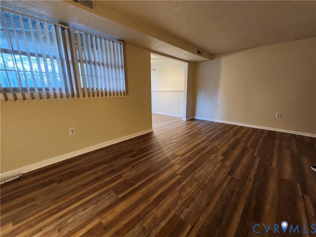 9396 Wind Haven Ct #201 - Photo 3 of 12